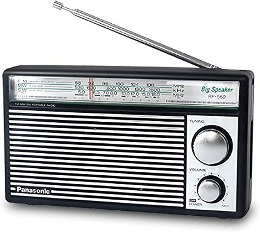 راديو باناسونيك الأصلي RF-562D | استقبال قوي FM/MW/SW وصوت نقي