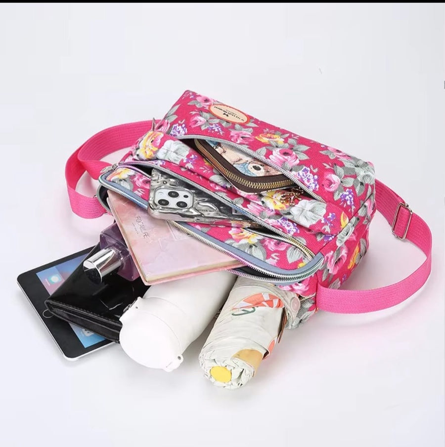 Floral Multi Pocket Crossbody Bag | حقيبة كروس بودي نسائية متعددة الجيوب