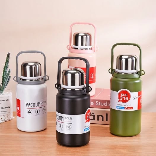 Vacuum Insulated Stainless Steel Thermos Bottle | زجاجة مياه حرارية ستانلس ستيل للمشروبات الساخنة والباردة